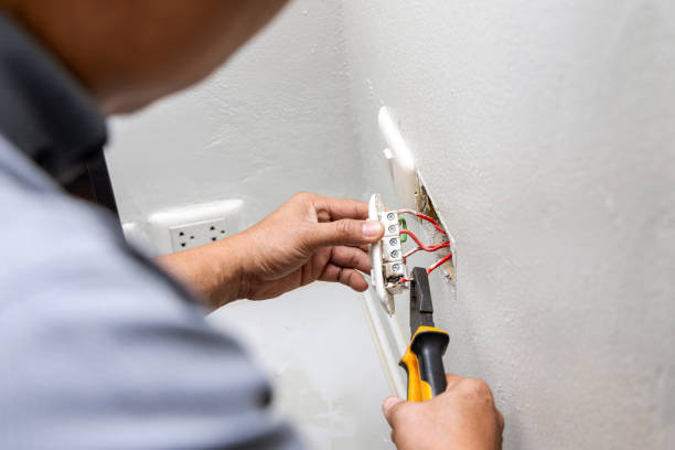 Best Affordable Emergency Electrician  in Swartz, LA